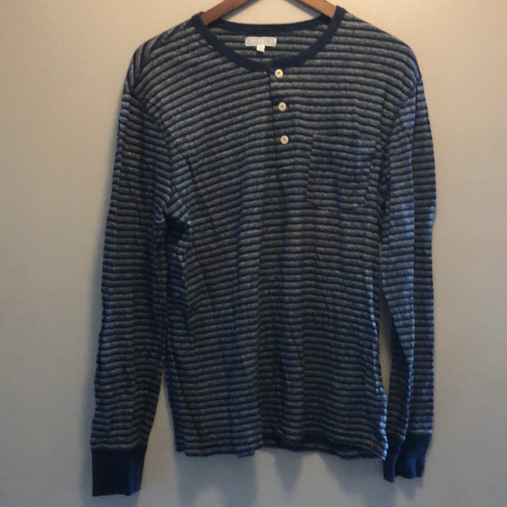 COPY - Wallace and barns longsleeve